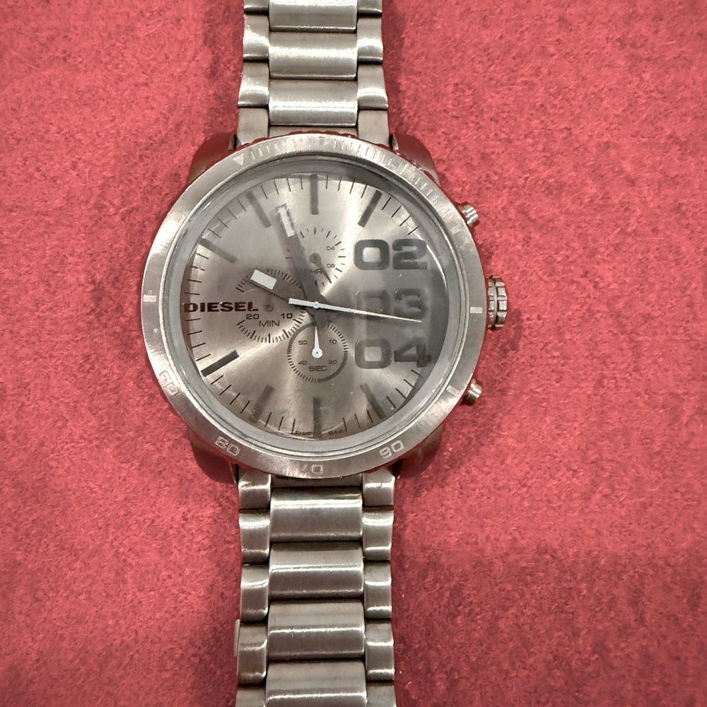 Gray Diesel Watch